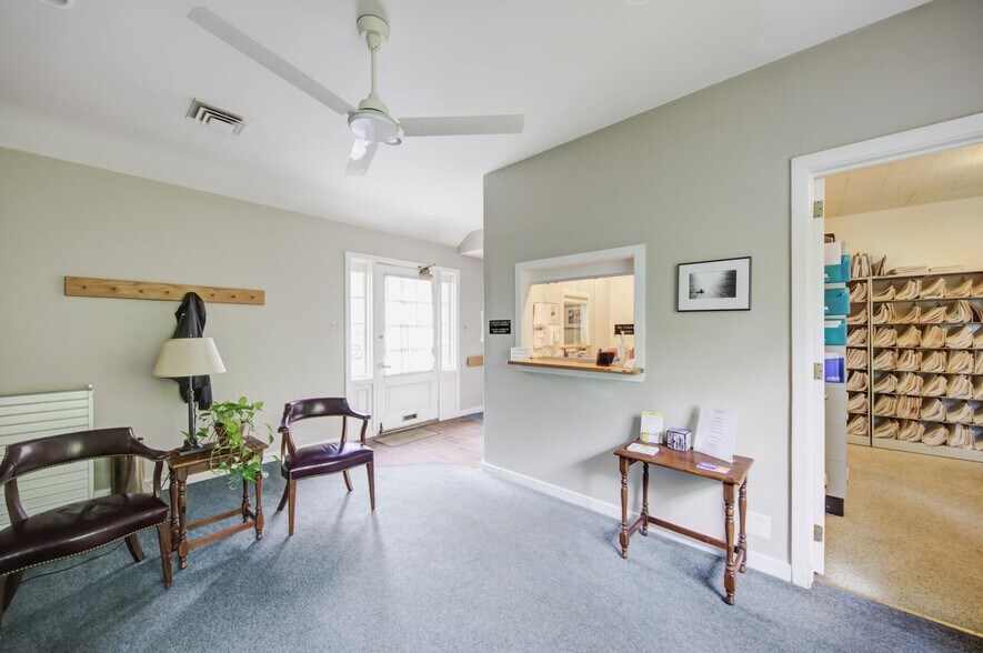 More Photos Of 39 E Chestnut Hill Ave, Philadelphia Medical For Sale