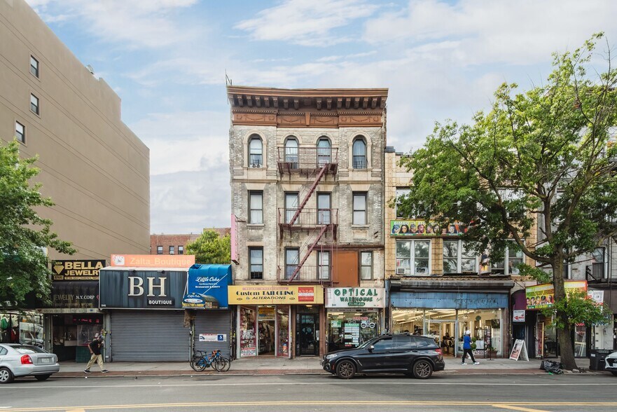 Primary Photo Of 844 Flatbush Ave, Brooklyn Multifamily For Sale