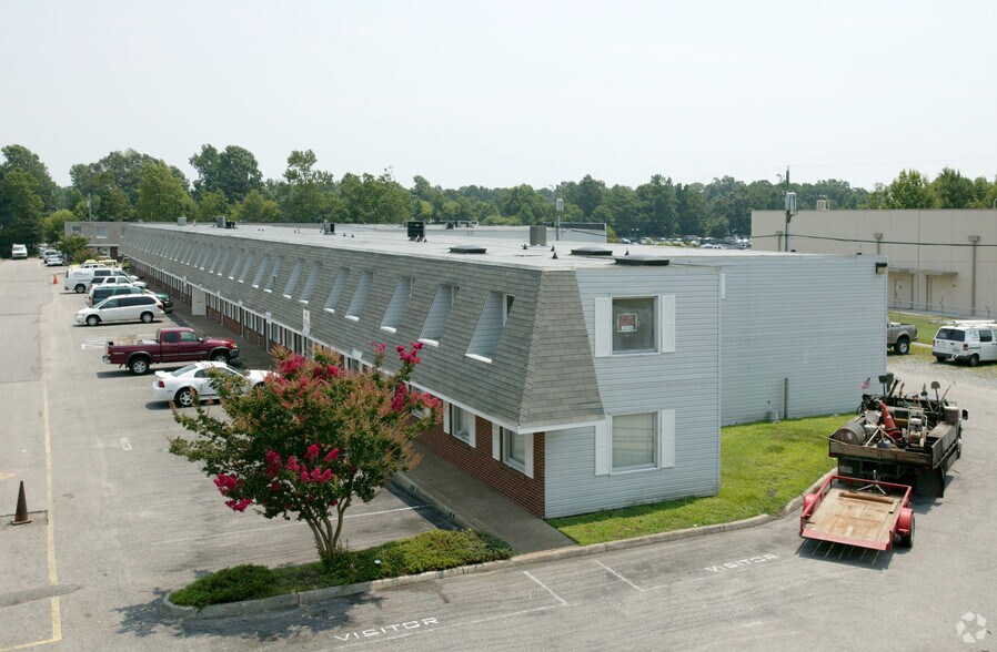 More Photos Of 801 Butler St, Chesapeake Light Manufacturing For Lease