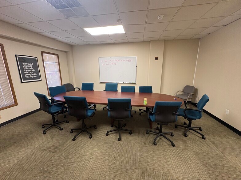 More Photos Of 773 Pershing St, Ellwood City Office For Sale