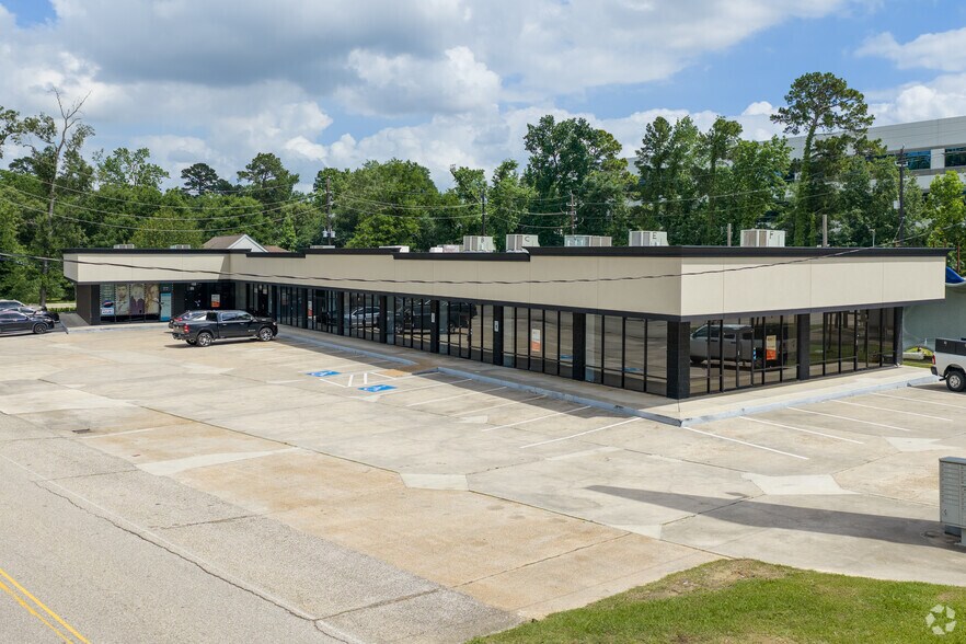 More Photos Of 25770 Interstate 45 North, Spring Storefront Retail Office For Sale