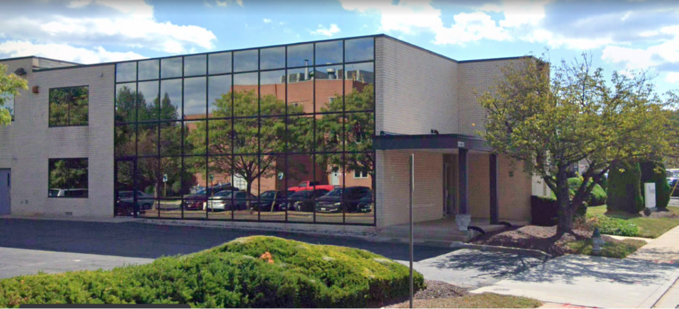 More Photos Of 12231 Parklawn Dr, Rockville Office For Sale