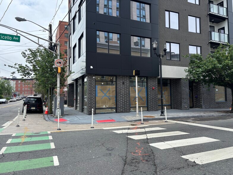 More Photos Of 35 Orchard St, Jersey City Apartments For Sale
