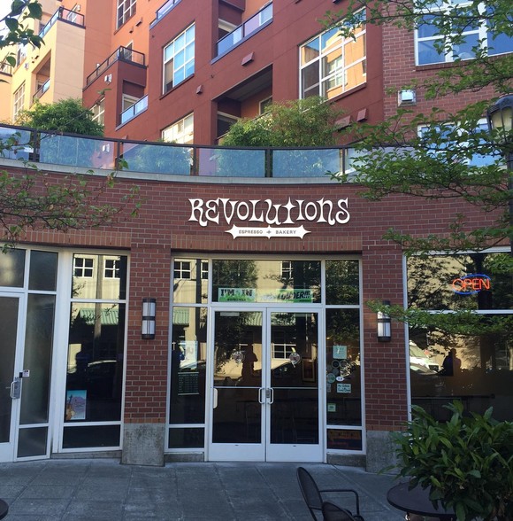 More Photos Of 414 NE 70th St, Seattle Apartments For Sale