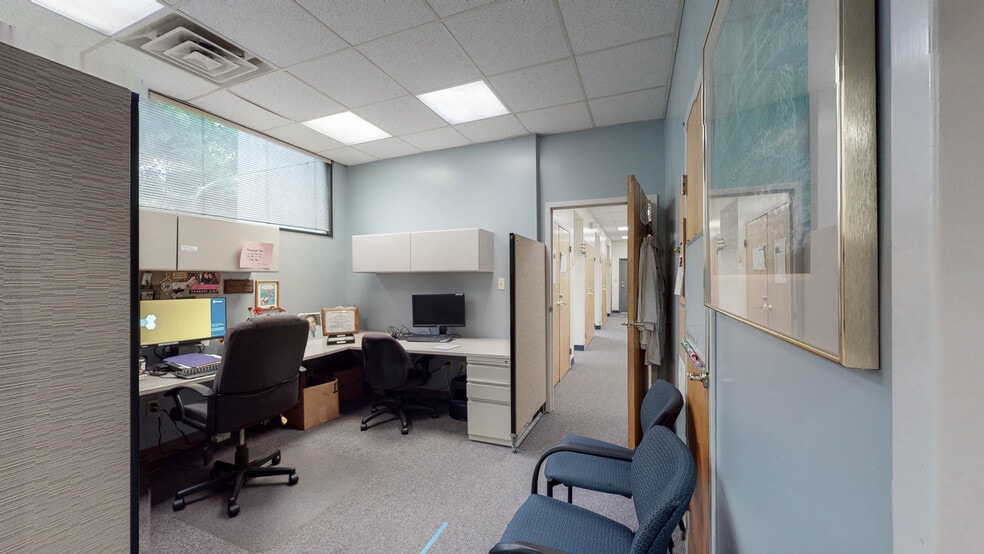 More Photos Of 10190-10198 Springfield Pike, Cincinnati Medical For Sale