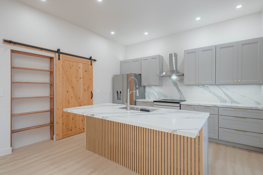 More Photos Of 987 Harcourt Ave, Seaside Multifamily For Sale