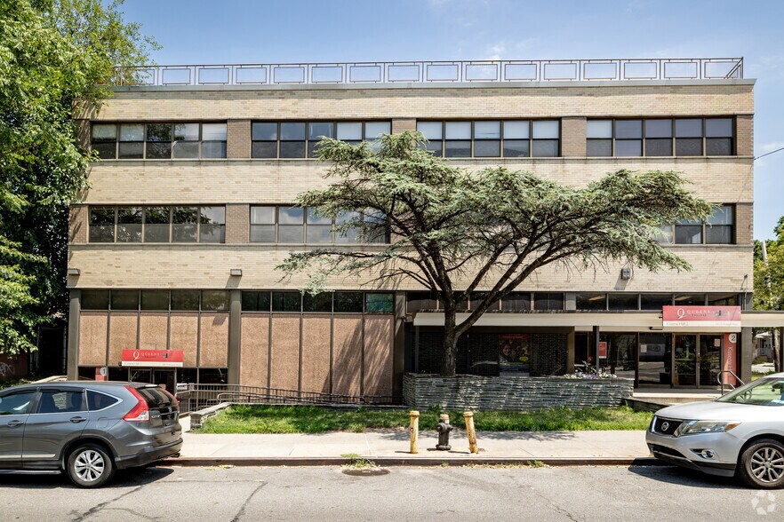Primary Photo Of 64-19 Kissena Blvd, Flushing Office For Sale