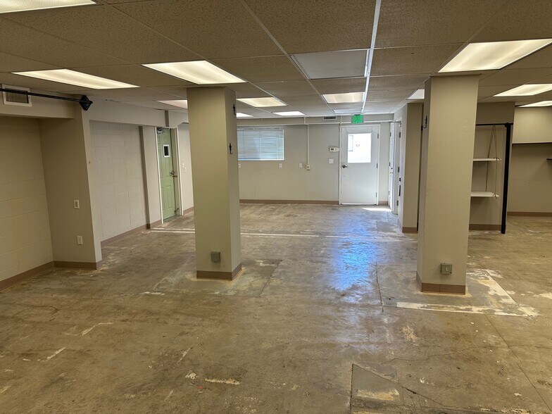 More Photos Of 765 S Riverside Ave, Medford Freestanding For Sale