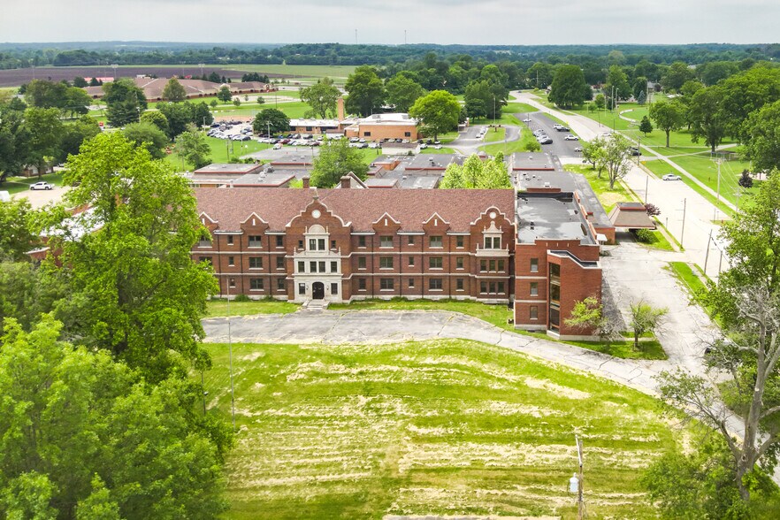 More Photos Of 1616 Cedar St, Lawrenceville Skilled Nursing Facility For Sale