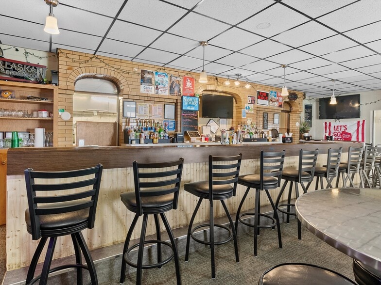 More Photos Of N4494 State Highway 42, Kewaunee Restaurant For Sale