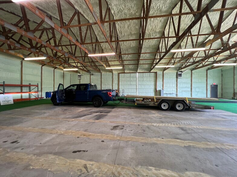 More Photos Of 410 Hope Ave, Columbus Flex For Lease