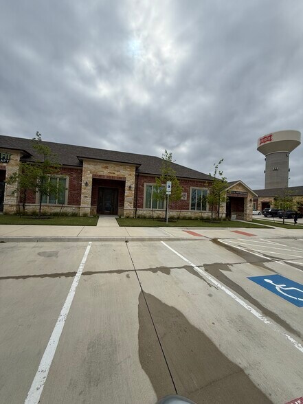 Primary Photo Of 400 Stonebrook Pky, Frisco Medical For Lease