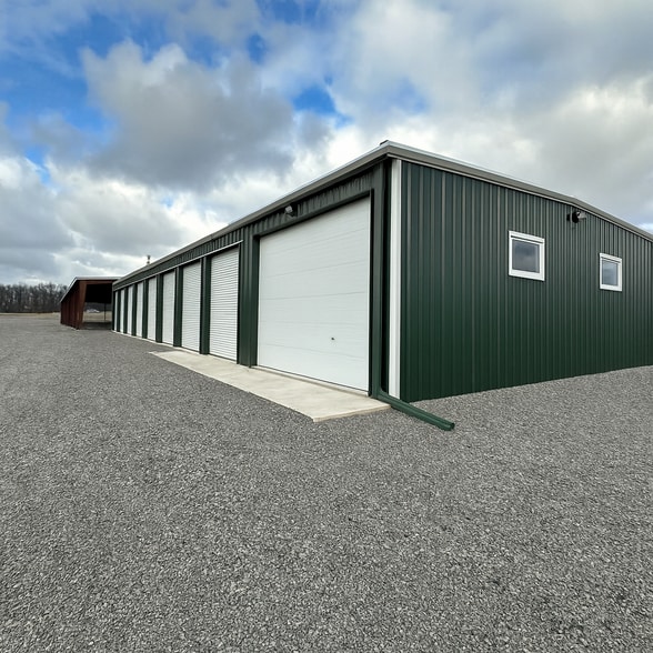 More Photos Of 147 N Pricetown Rd, Diamond Self Storage For Sale