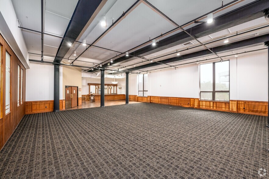 More Photos Of 125 S Kalamazoo Mall, Kalamazoo Apartments For Sale