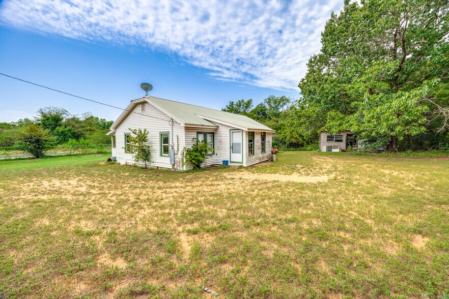 More Photos Of 1549 Starr Rd, Denison Land For Sale