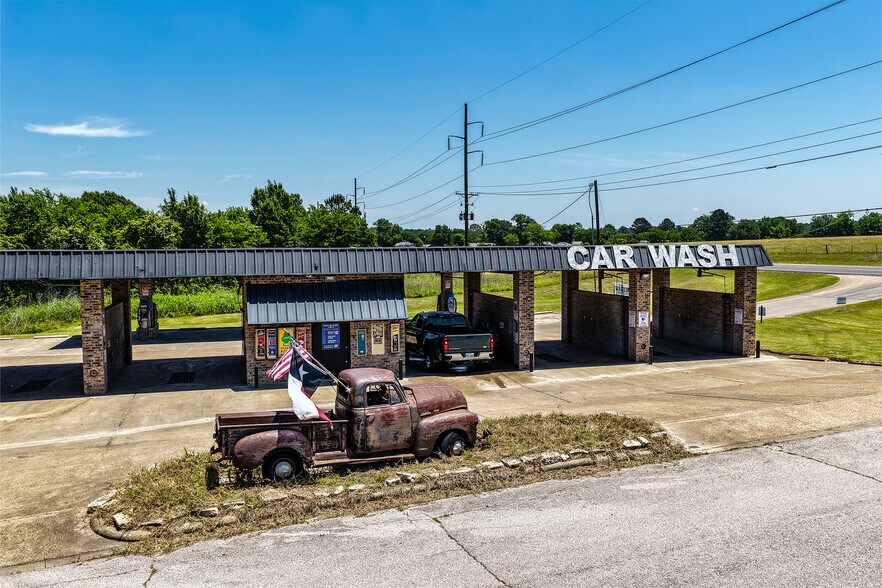 More Photos Of 1902 American Legion dr, Huntsville Specialty For Sale