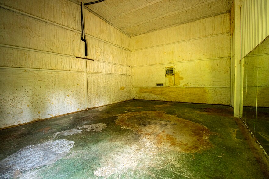 More Photos Of 6817 TX-42, Kilgore Land For Sale