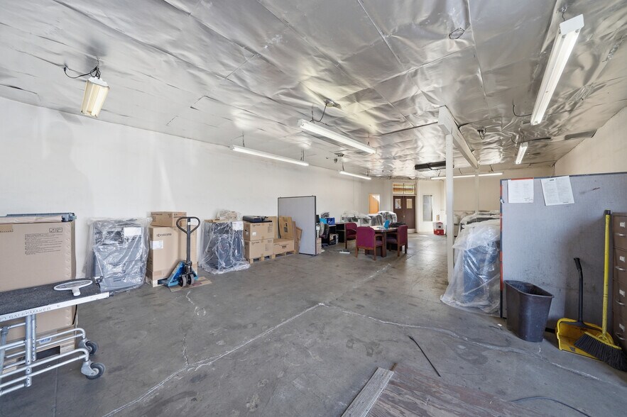 More Photos Of 5413 Washington Blvd, Los Angeles General Retail For Sale