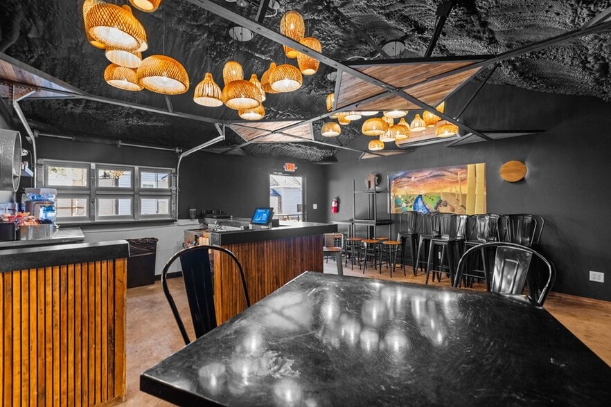 More Photos Of 615 N Sam Houston Ave, Odessa Restaurant For Sale