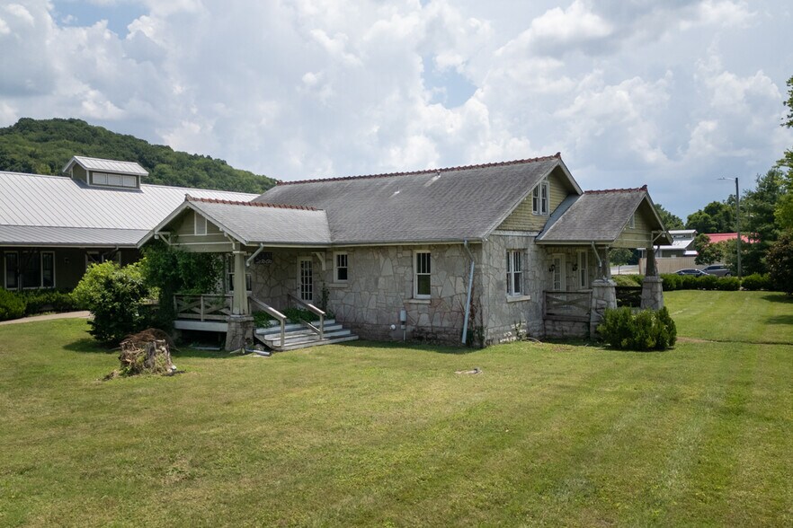 More Photos Of 4125 Whites Creek Pike, Whites Creek Unknown For Lease