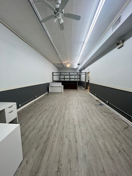 More Photos Of 118-122 Hillside Ave, Williston Park Storefront For Sale