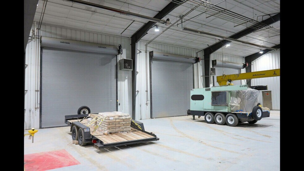 More Photos Of 45 Lagoon Rd, Rock Springs Warehouse For Lease