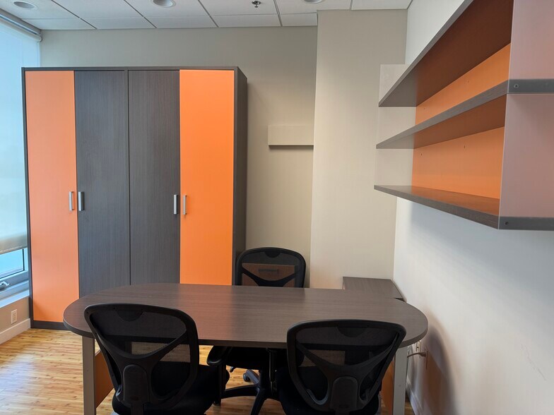 More Photos Of 20900 NE 30th Ave, Aventura Office Residential For Lease