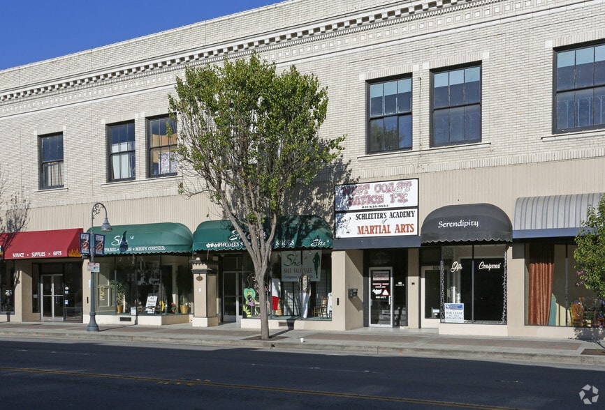 More Photos Of 610-628 San Benito St, Hollister General Retail For Lease