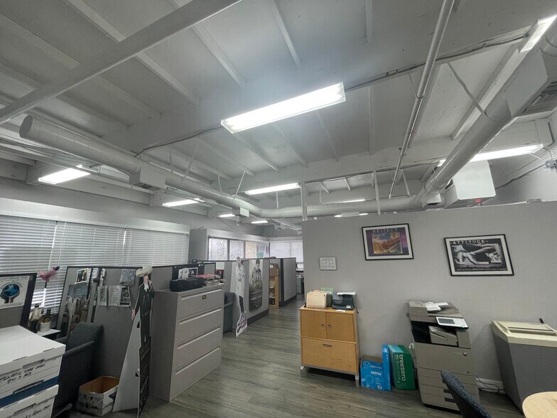 More Photos Of 1690 Frontage Rd, Chula Vista Light Distribution For Lease