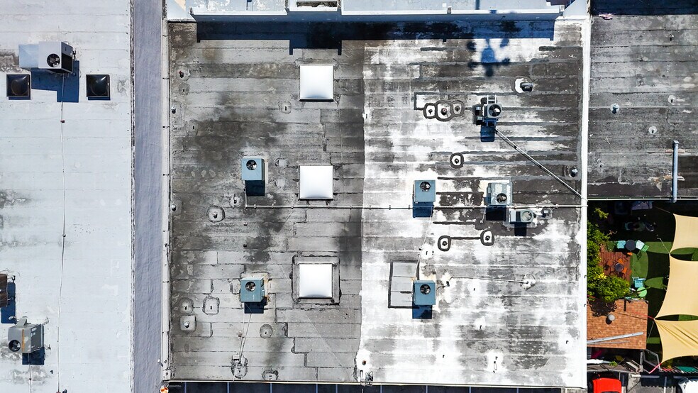 More Photos Of 2633 E Commercial Blvd, Fort Lauderdale Storefront For Lease