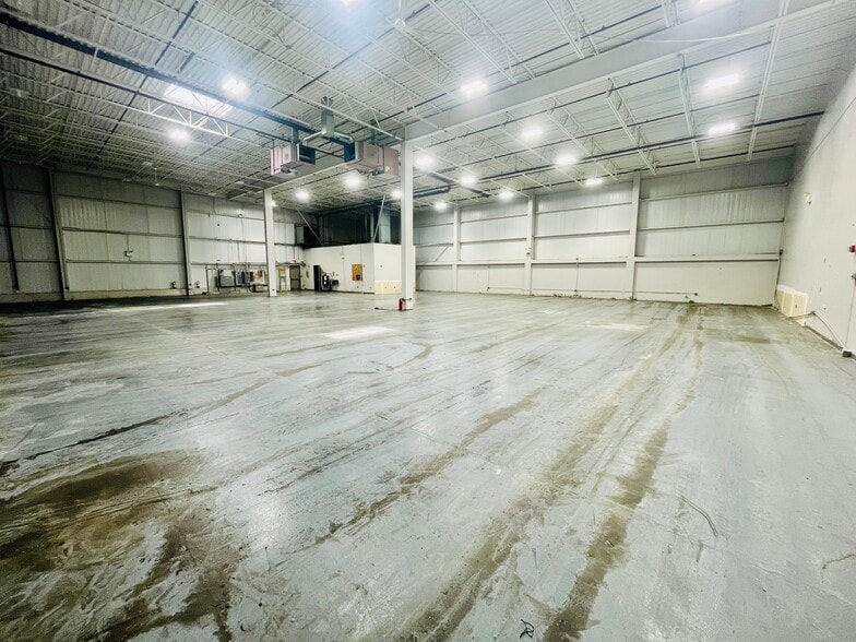 More Photos Of 302 Commerce Square Blvd, Burlington Warehouse For Sale