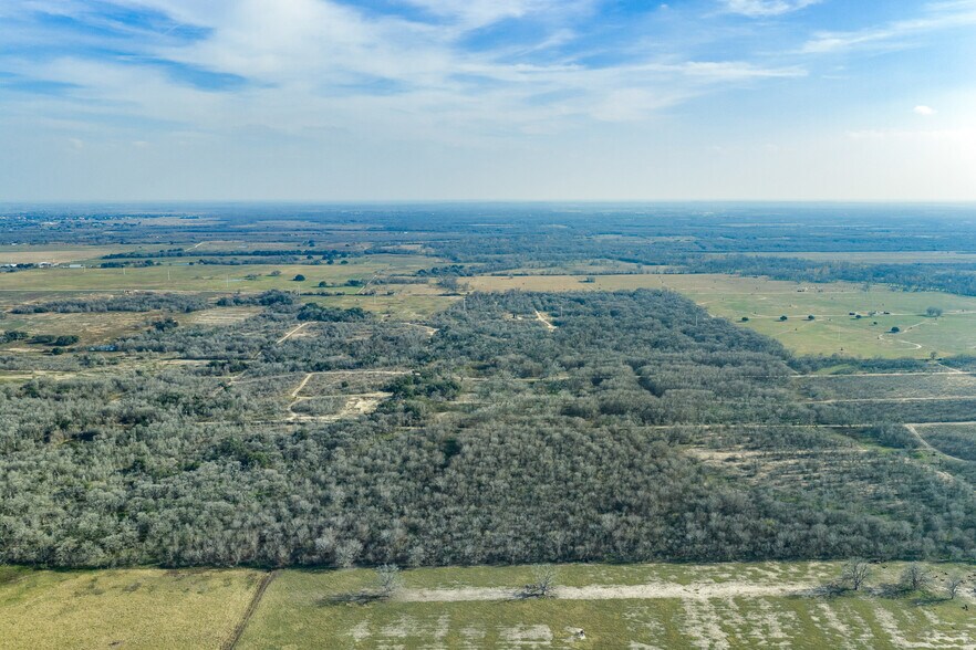More Photos Of 1144 Treetop ln, Luling Land For Sale