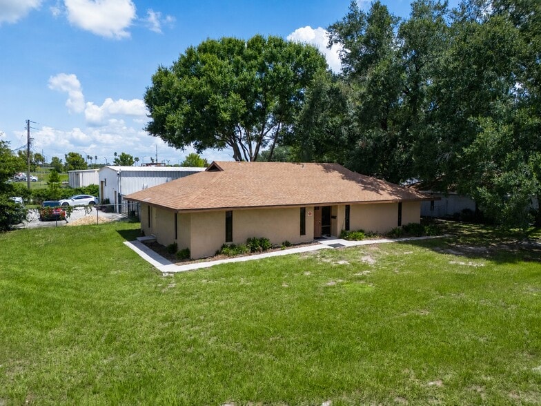 Primary Photo Of 2800 Winter Lake Rd, Lakeland Office For Sale
