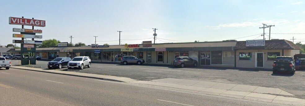 More Photos Of 906 S 14th St, Kingsville Storefront For Lease