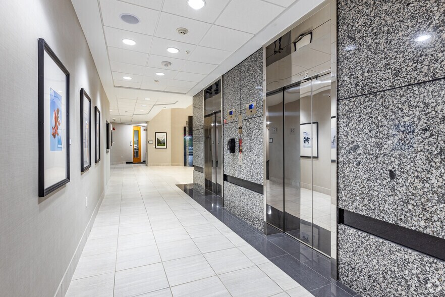 More Photos Of 3452 Lake Lynda Dr, Orlando Unknown For Lease