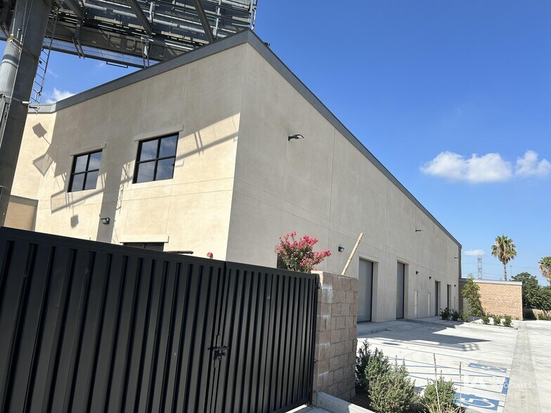 More Photos Of 12793 Garvey Ave, Baldwin Park Manufacturing For Lease