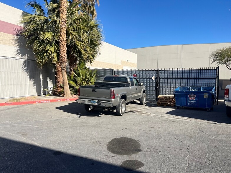 More Photos Of 3816 Civic Center Dr, North Las Vegas Warehouse For Sale