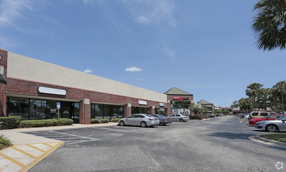 More Photos Of 8081 Philips Hwy, Jacksonville General Retail For Lease