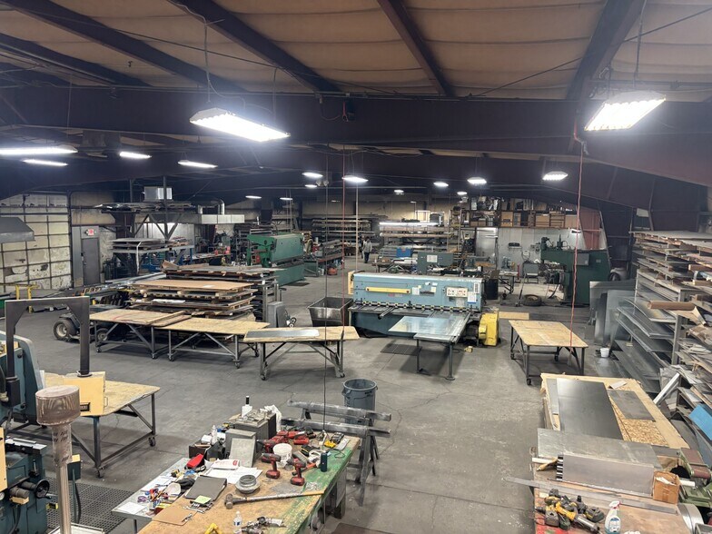 More Photos Of 3035 S 3600 W, Salt Lake City Manufacturing For Sale