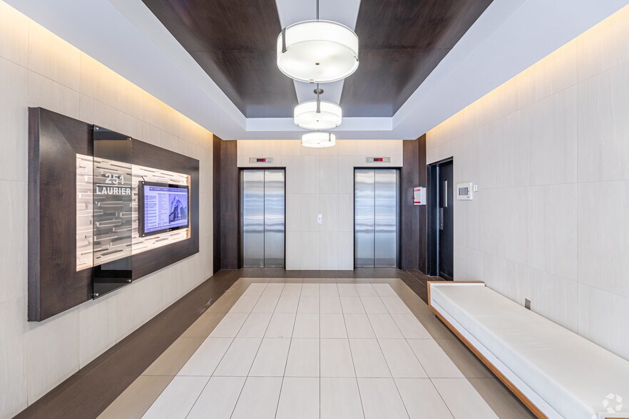 More Photos Of 251 Laurier Ave W, Ottawa Office For Lease