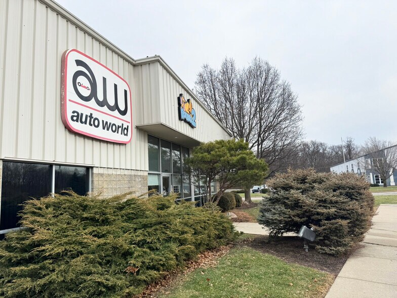 More Photos Of 4073 Meghan Beeler Ct, South Bend Flex For Sale