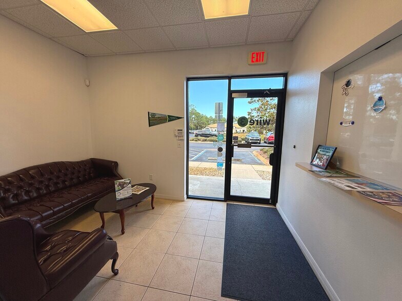 More Photos Of 100 La Costa Ln, Daytona Beach Office For Lease
