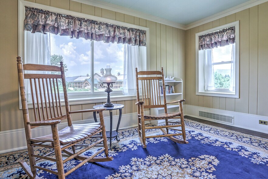 More Photos Of 1207 Flohrs Church Rd, Biglerville Hospitality For Sale