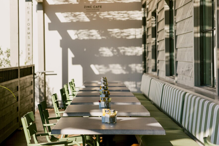 More Photos Of 8607 Melrose Ave, West Hollywood Restaurant For Lease