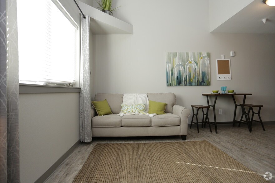 More Photos Of 429 W Central Ave, Wichita Apartments For Sale