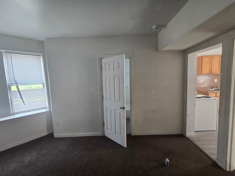 More Photos Of 3675 Oakman Blvd, Detroit Apartments For Sale