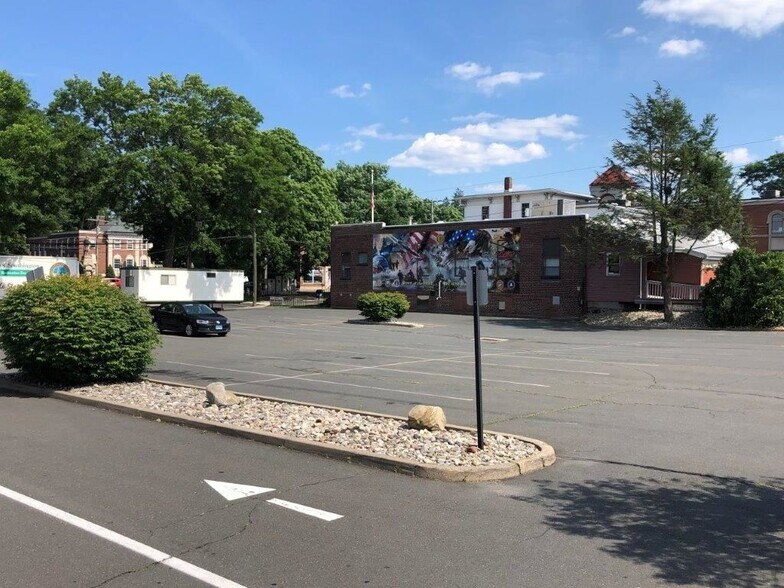 More Photos Of 22 Main St, Southington Bank For Sale