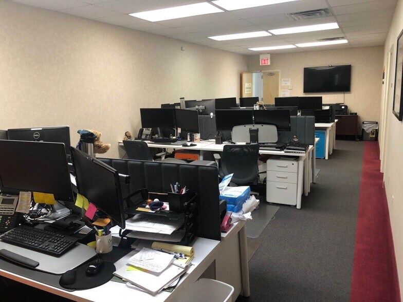 More Photos Of 1727 Route 130, North Brunswick Office For Lease
