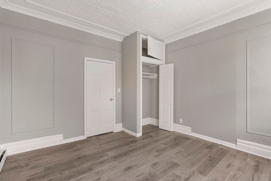 More Photos Of 1711 Zerega Ave, Bronx Storefront Retail Residential For Sale