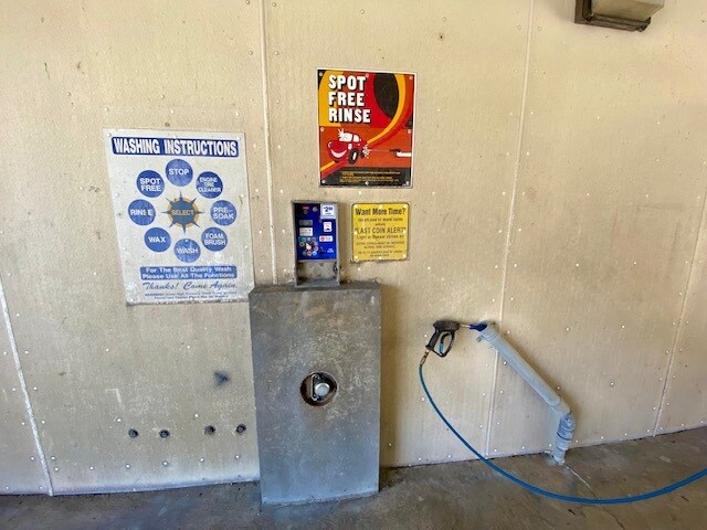 More Photos Of 901 W 9th St, Muncie Carwash For Sale